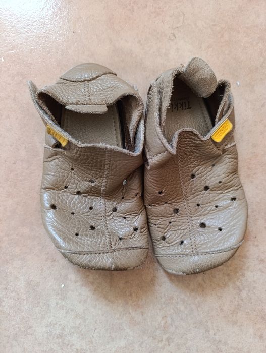 Боси пантофи  Tikki