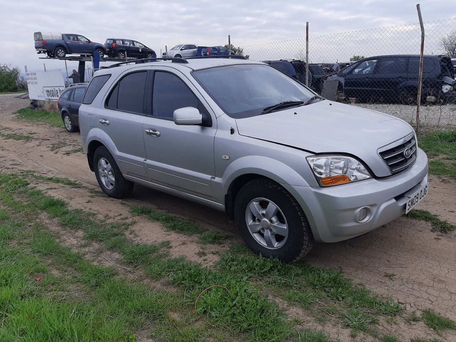 За Части Kia Sorento 2.5 crdi 2009 г