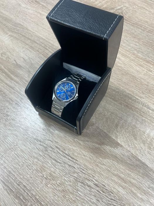 Продается часы Casio новые