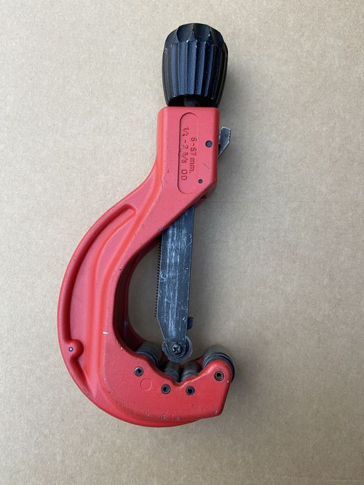 Тръборез Rothenberger 6-67mm