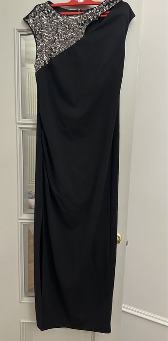 Шикарное вечернее платье