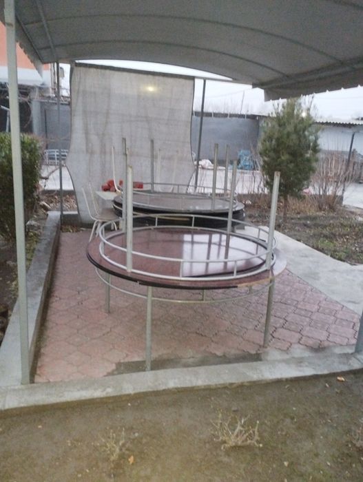 Стол сотилади 10 дона