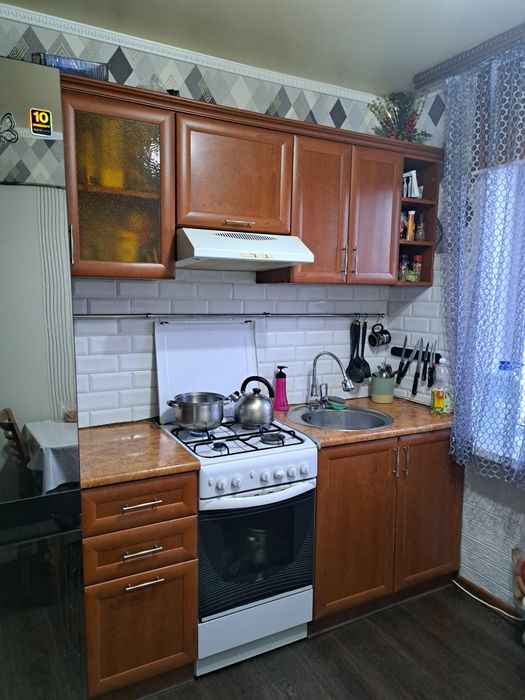 Кухонный гарнитур б/у