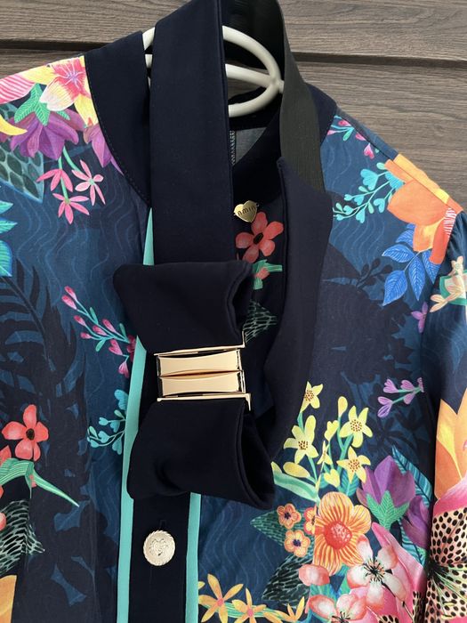 Дамски рокли Amia