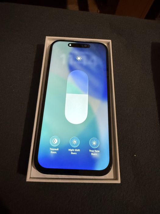 Айфон 15про в хорошем состоянии