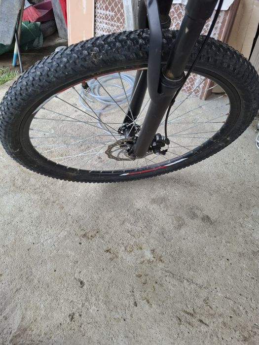 Bicicleta frâne pe disc