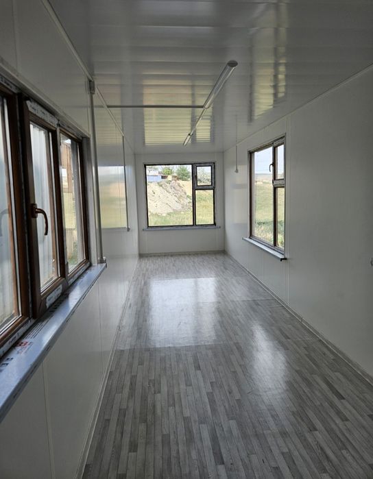 Пустые контейнера