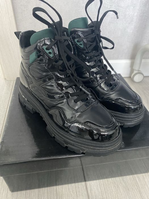 Демисезонные женские ботинки из натуральной кожи