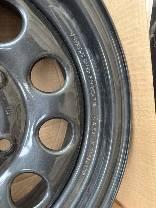 Оригинални джанти 15 ки 5х139.7 Suzuki Jimny  *НОВИ*