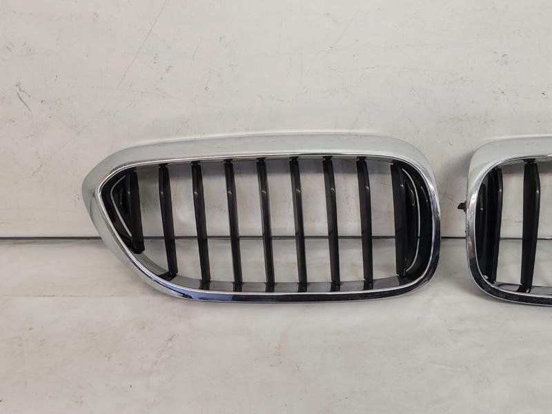 Grile radiator nari stg dr BMW Seria 5 G30 G31 dupa 2017