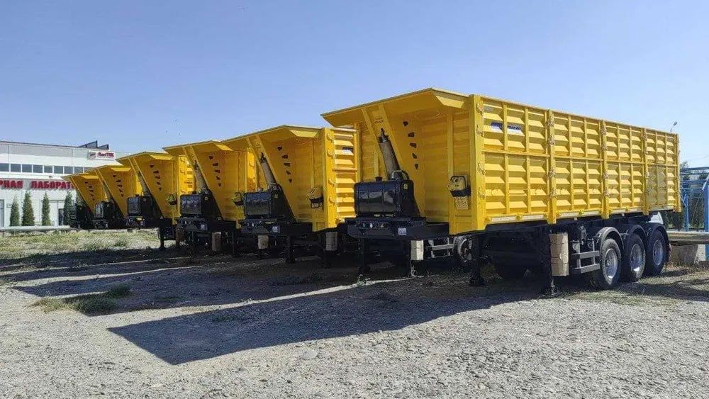 Полуприцеп самосвальный зерновоз UzAutoTrailer - 35 куб.м