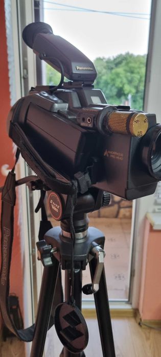 Винтидж Видео камера Panasonic MS-50 с трипод