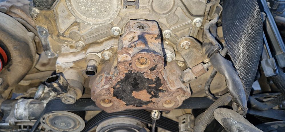 Injectoare mercedes 2.2,stare perfecta