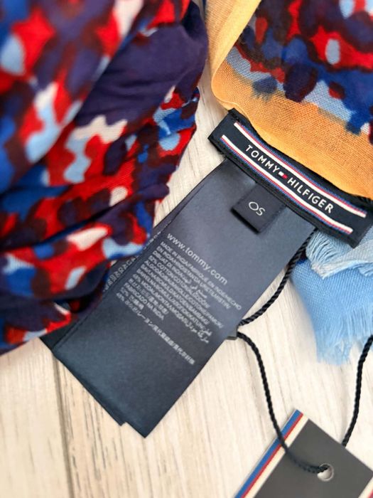 Eșarfă Tommy Hilfiger