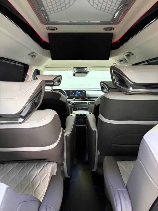 Продается KIA Carnival Hilimousine