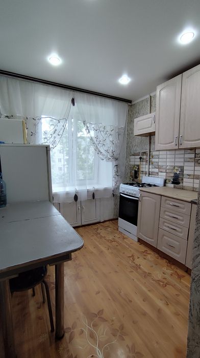 Сдам 1 комнатную длительно
