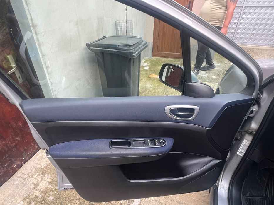 Peugeot 307 продавам