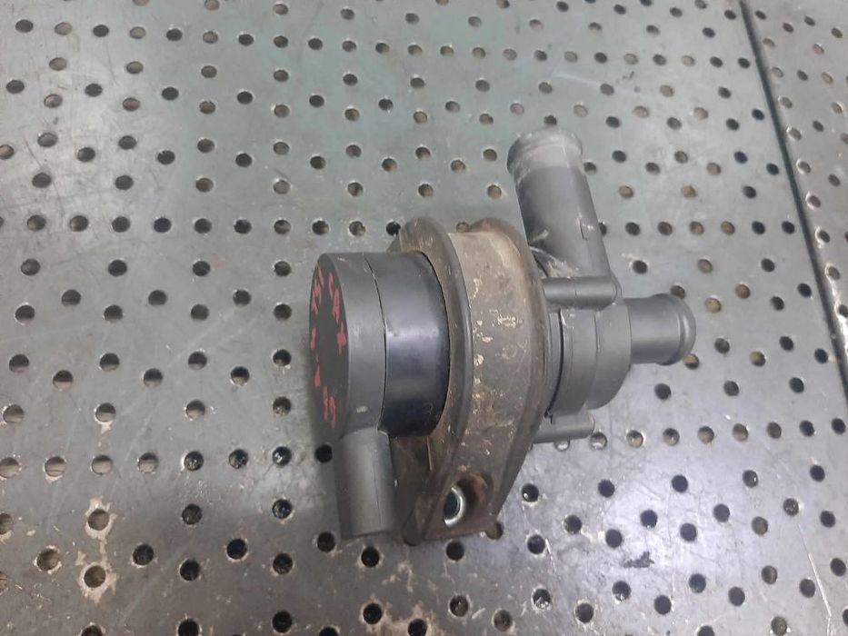 pompa recirculare apa 1.4 tsi cax vw golf 6 audi a3 8p seat leon toledo altea 1k0965561f