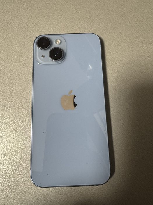 Продавам Iphone 14
