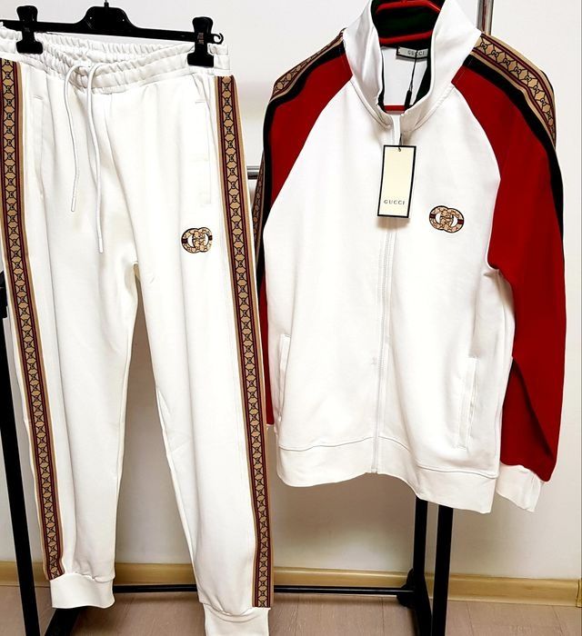 Compleu sport tip Gucci bumbac marimea M-L STOC LIMITAT!