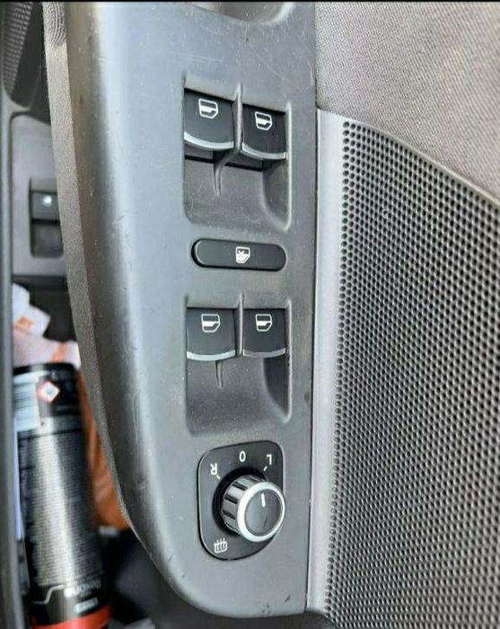 Ключ Конзола Бутони Ел стъкла Ел огледала VW Golf 5,6Passat B6 Touran
