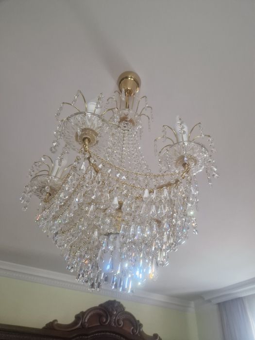 Люстры , светильники, бра