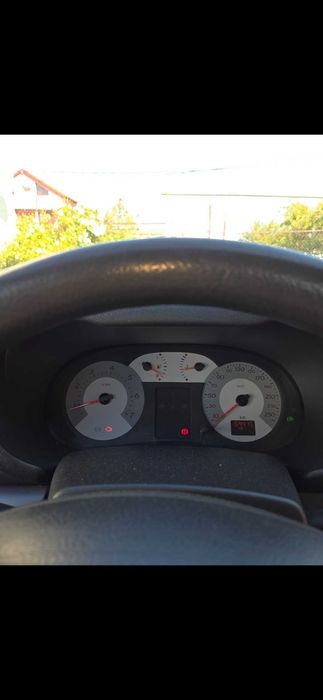 RENAULT Symbol 2008 — imagine 5