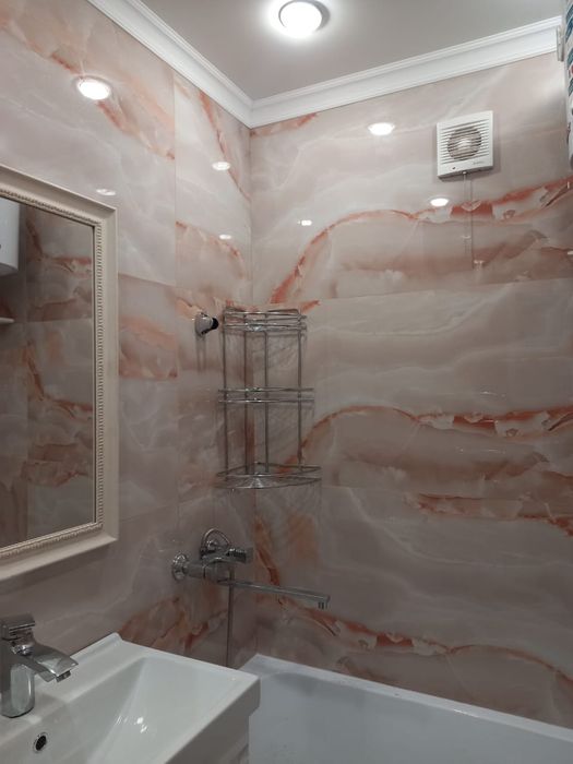 Кафельщик. Уклад плитки кафеля  керамогранит