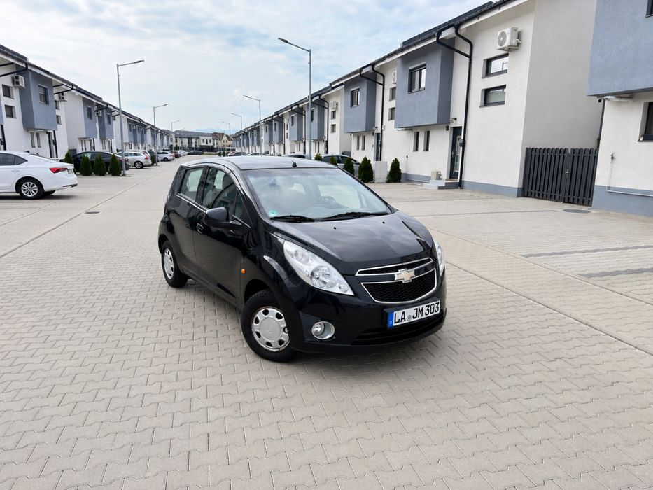 CHEVROLET Spark