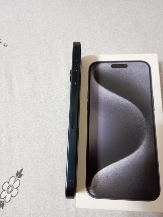 Продам срочно iphone 15pro max 256gb