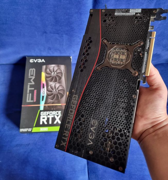 Видеокарта EVGA RTX 3080 FTW3 Ultra