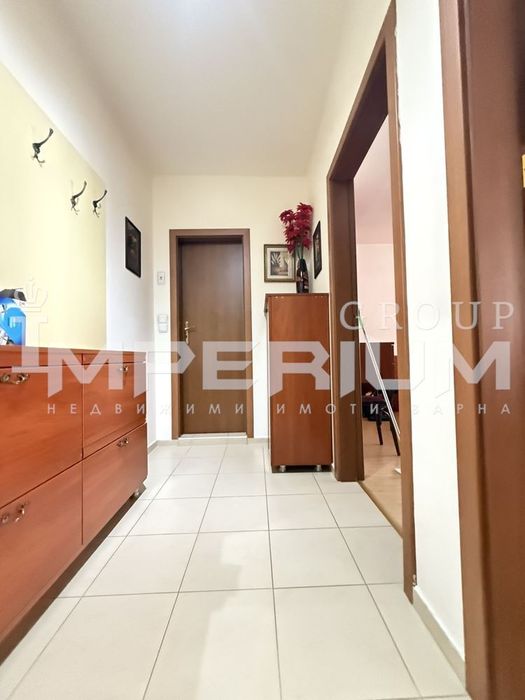 Дава се под наем Двустаен апартамент в Варна, Център - 73 кв.м за 561 € - Снимка #5