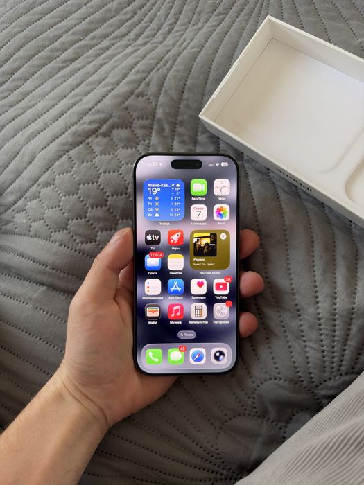 Iphone 17 256 почти новый 6 ай болды