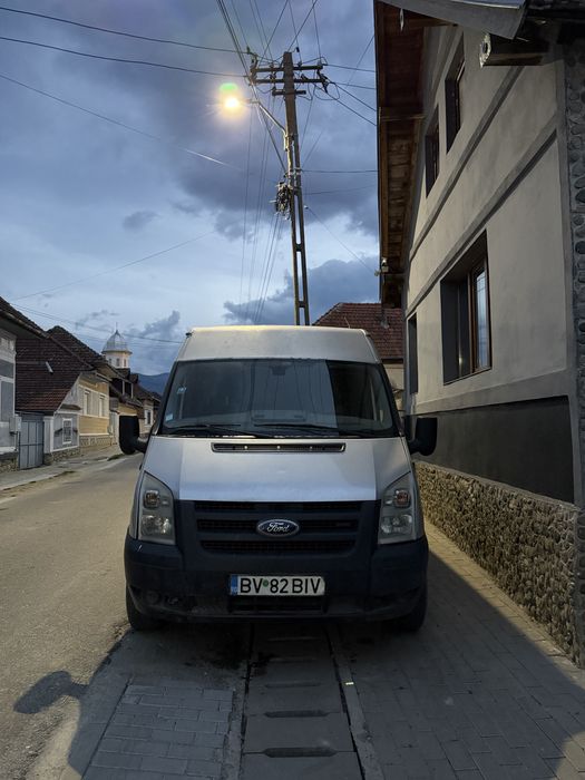 Vând Ford Transit