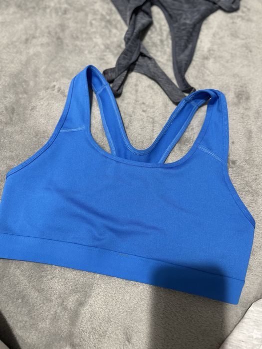 Bustiera cu maieu Nike