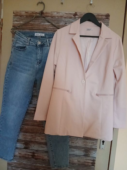 Дамско яке сребристо и сако Deska L