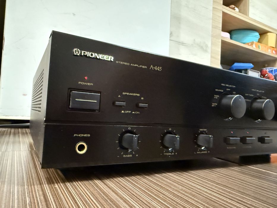 Pioneer A-445 Стерео усилвател