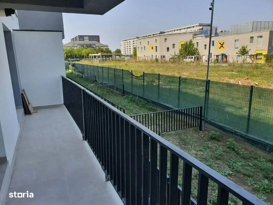 Metrou Teclu 3 camere 99 mp, curte proprie 44 mp Bloc Nou