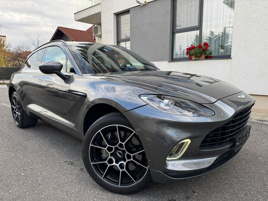 ASTON MARTIN DBX 2021 — imagine 2