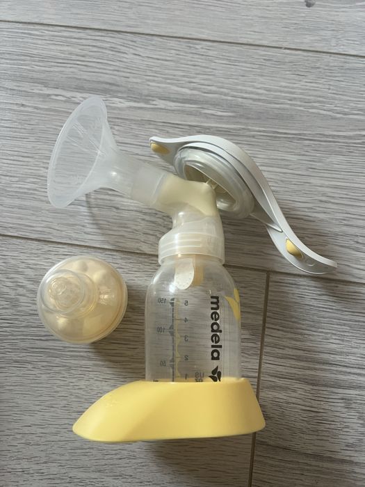 Молокоотсос ручной medela