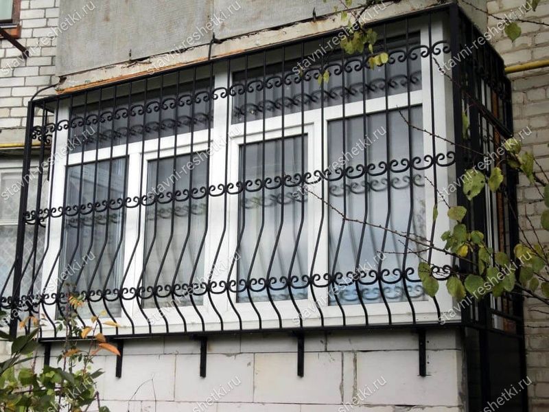 Решетки на балкон + козырек бесшумный