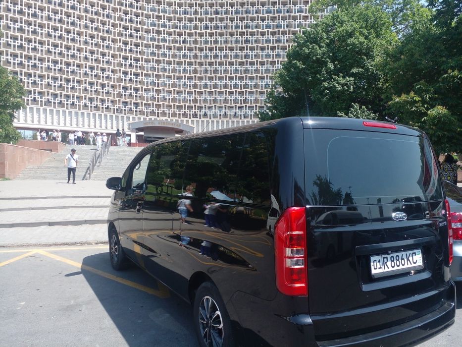 Такси в горы Miniven VIP JAK M3 8+1 Goriy Amirsoy Chimyon Chorvok Soko