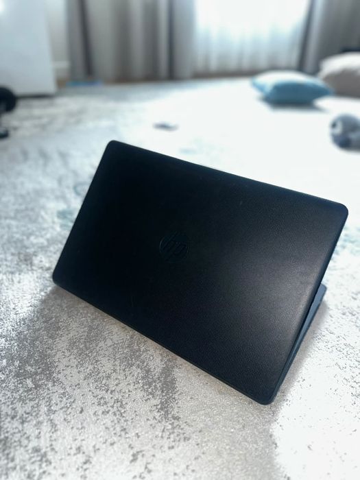 ноутбук HP Laptop 15-bs0xx
