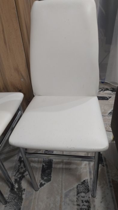 Продам кухонные стулья