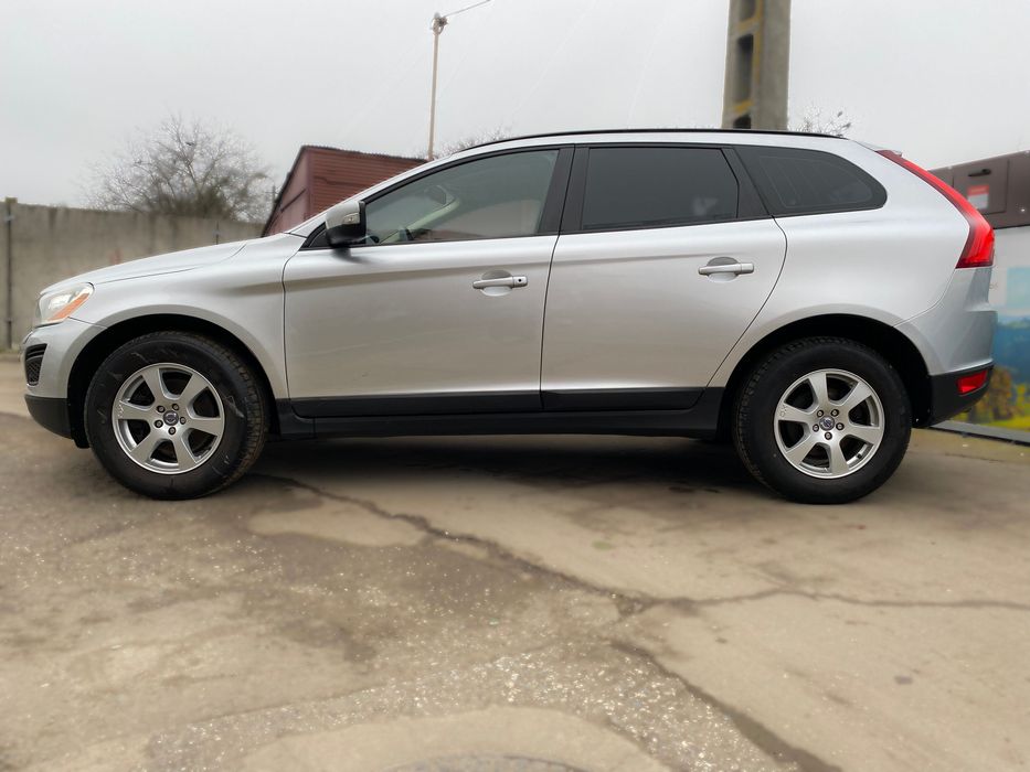 Volvo XC 60 • 2.0 D • Automat • Navi • Xenon • 5 cilindrii • Euro 5