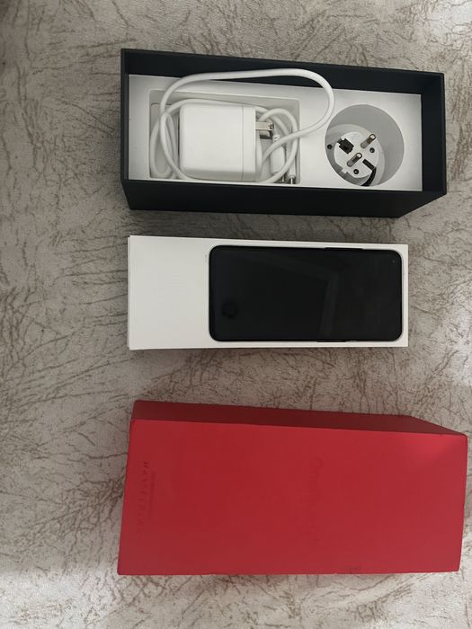 OnePlus 9(5G) 256g + 12ram