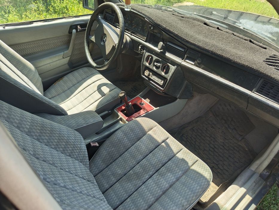 Продам Мерседес 190к