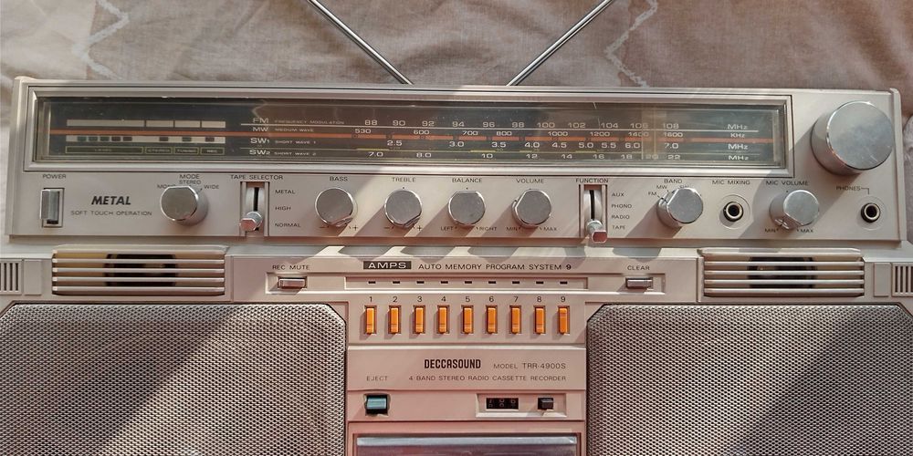 радиокасетофон ''deccasound'' model trr-4900s