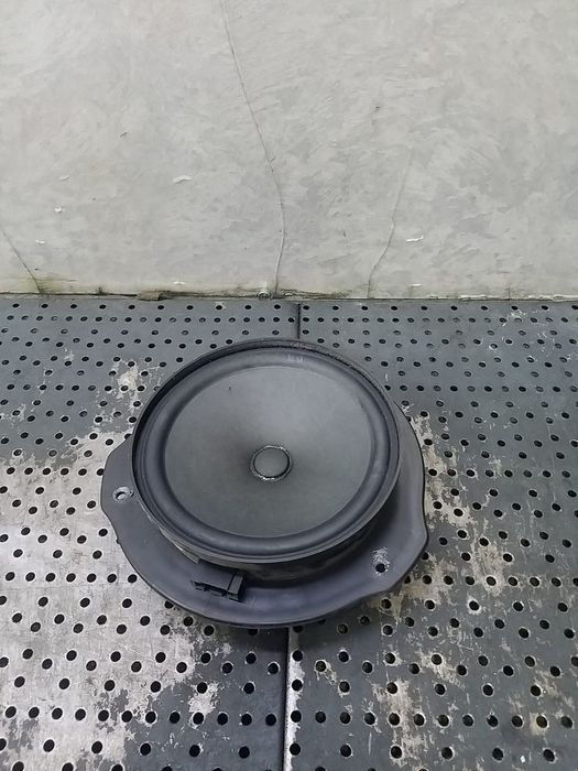 Boxa audio dreapta fata mercedes c class w204 a2049062401