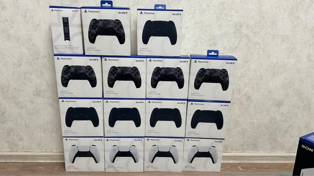 Продам новый джойстик для PS5